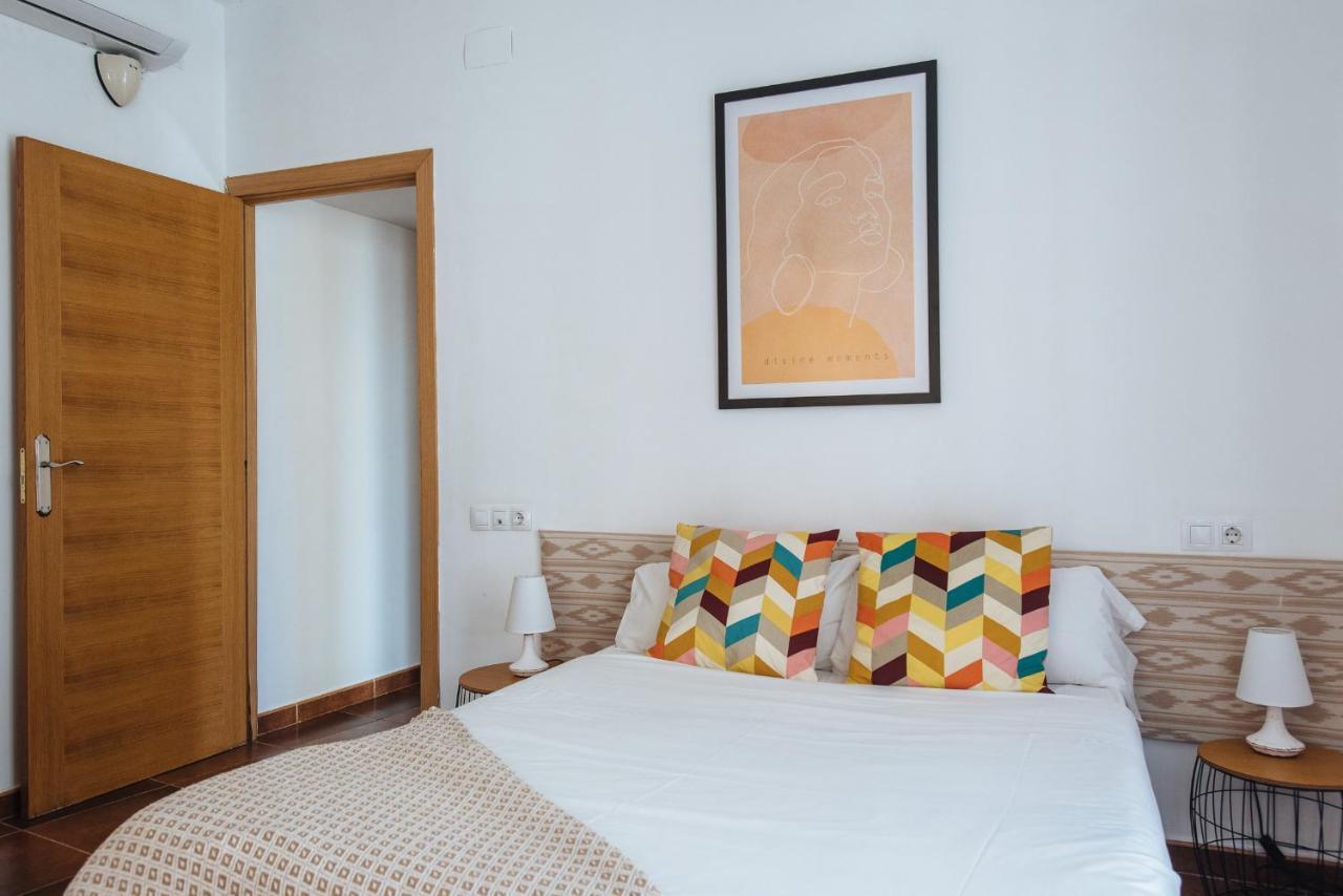 Homeyseville- Bright Apartment At Santa Cruz 6 Pax, Parking Optional Εξωτερικό φωτογραφία
