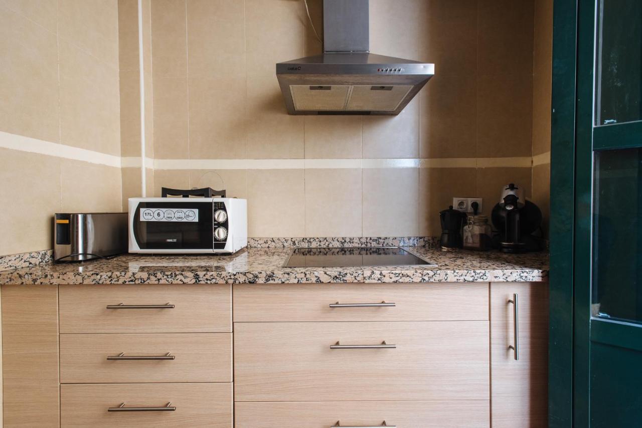 Homeyseville- Bright Apartment At Santa Cruz 6 Pax, Parking Optional Εξωτερικό φωτογραφία