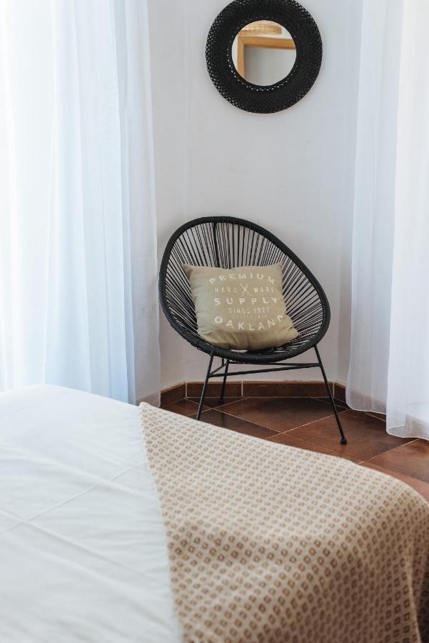 Homeyseville- Bright Apartment At Santa Cruz 6 Pax, Parking Optional Εξωτερικό φωτογραφία
