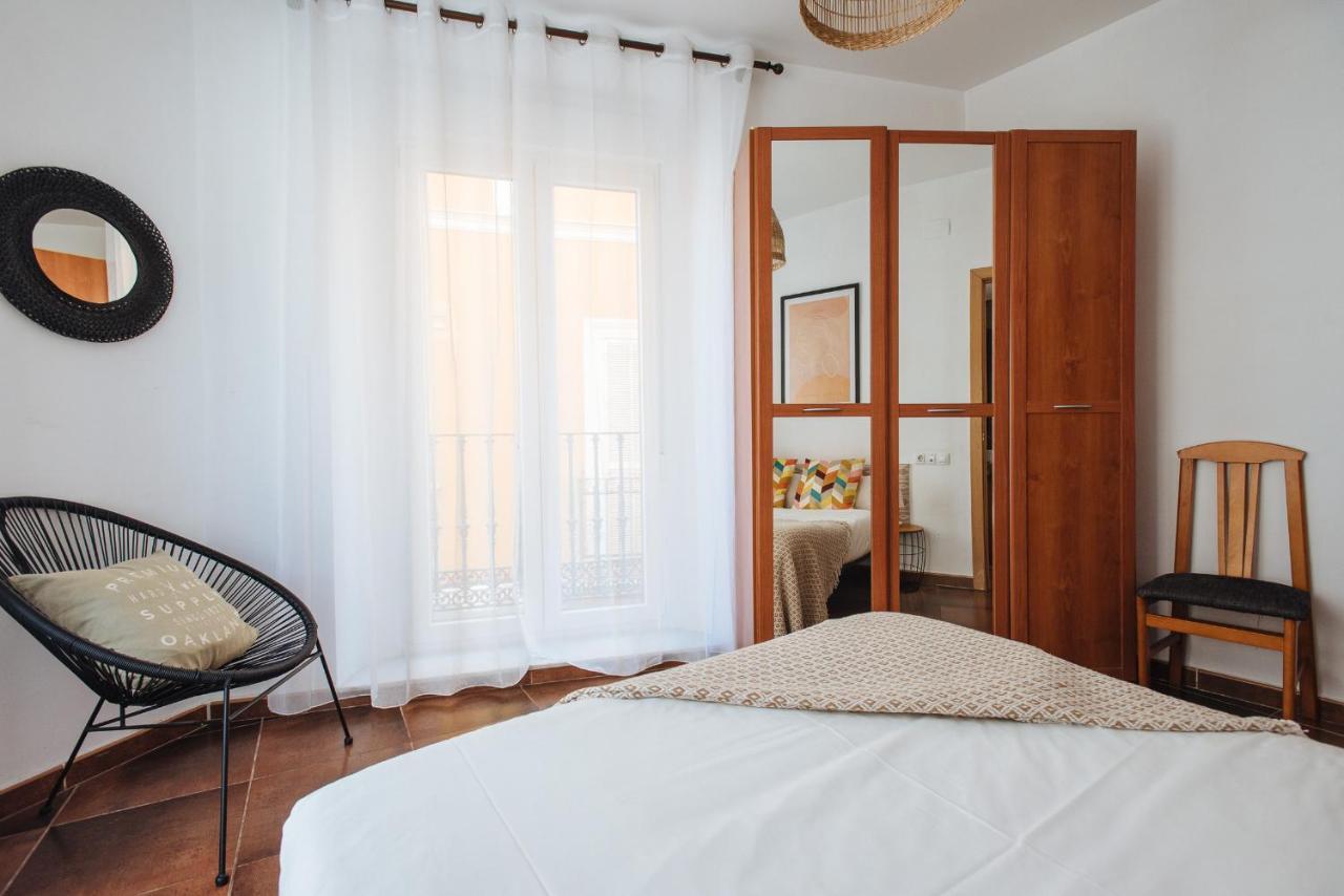 Homeyseville- Bright Apartment At Santa Cruz 6 Pax, Parking Optional Εξωτερικό φωτογραφία