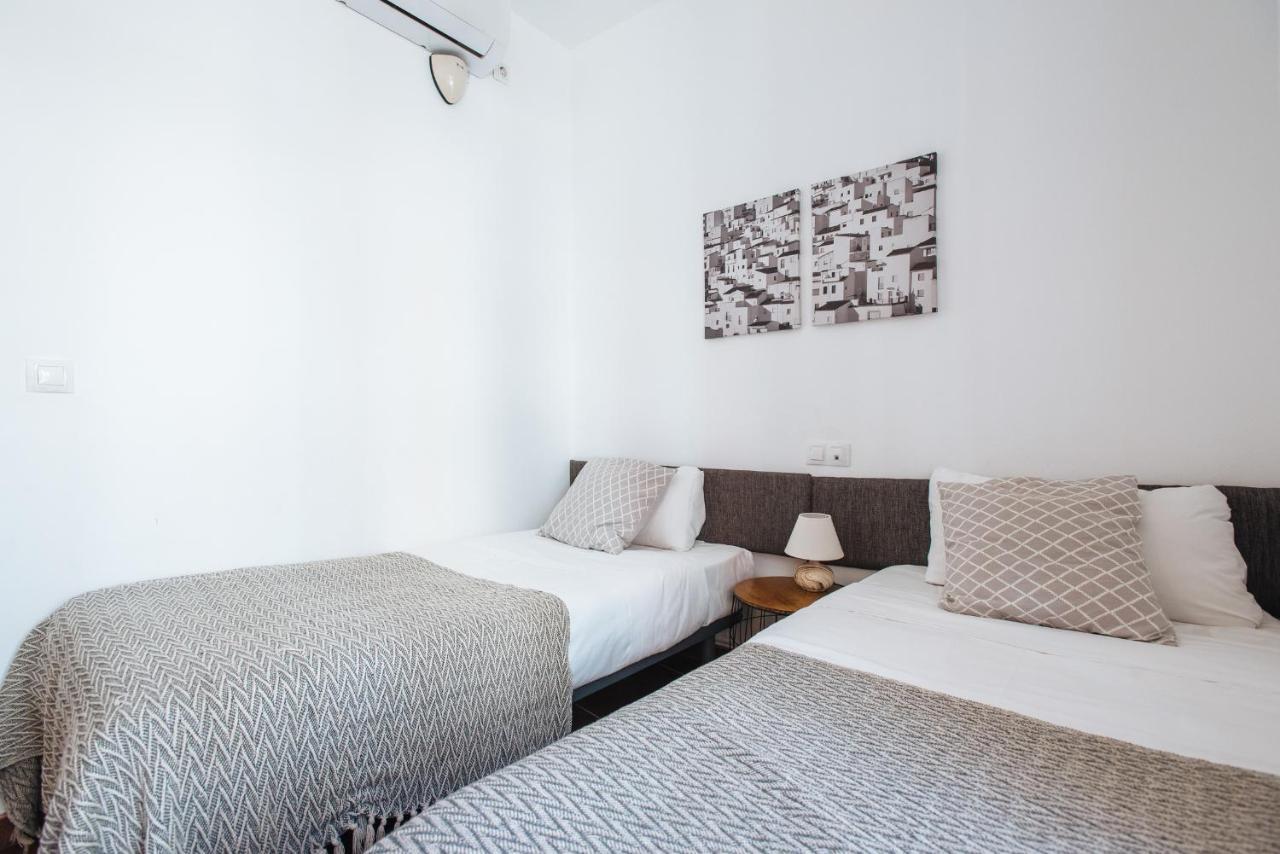 Homeyseville- Bright Apartment At Santa Cruz 6 Pax, Parking Optional Εξωτερικό φωτογραφία