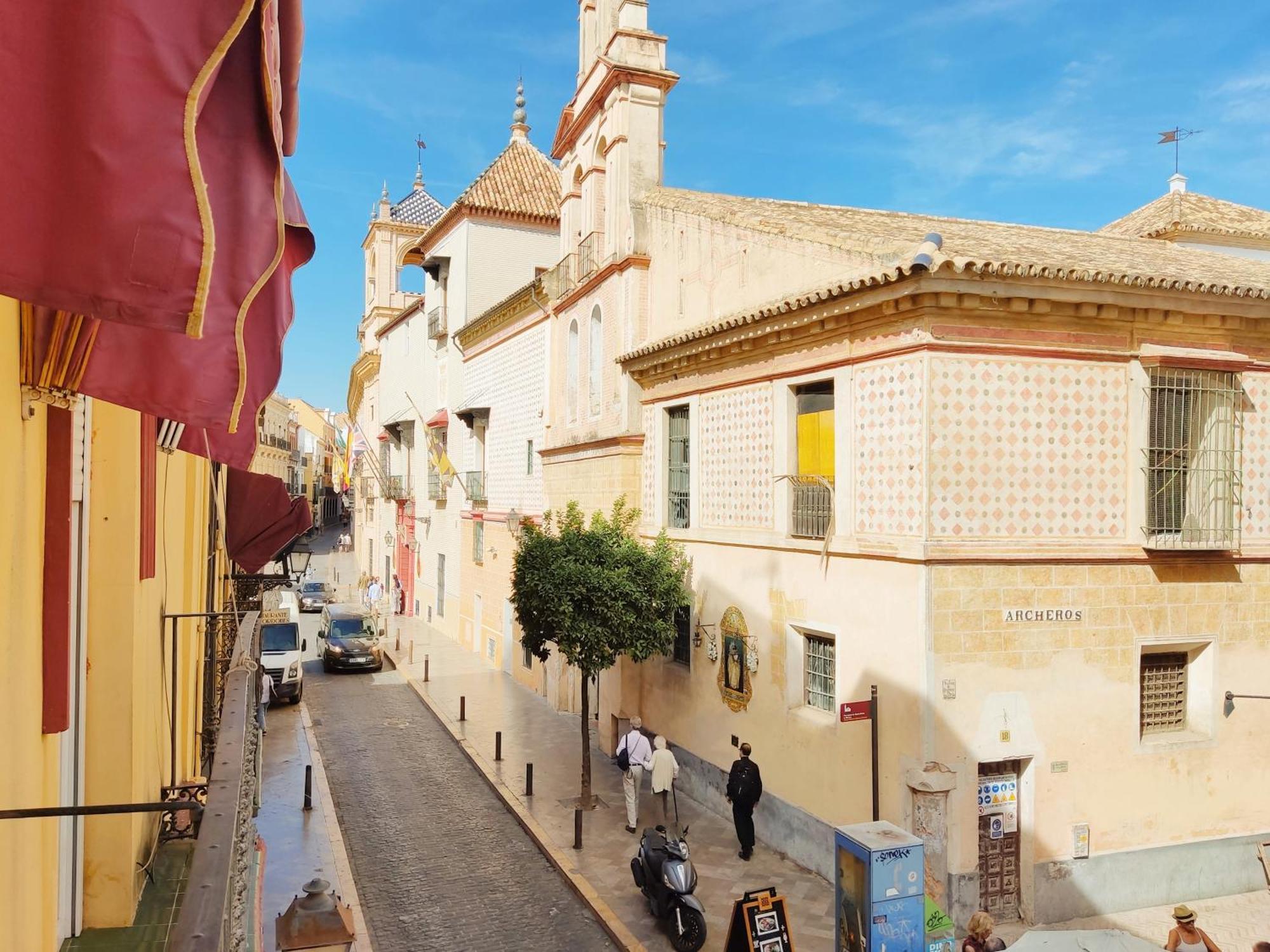 Homeyseville- Bright Apartment At Santa Cruz 6 Pax, Parking Optional Εξωτερικό φωτογραφία